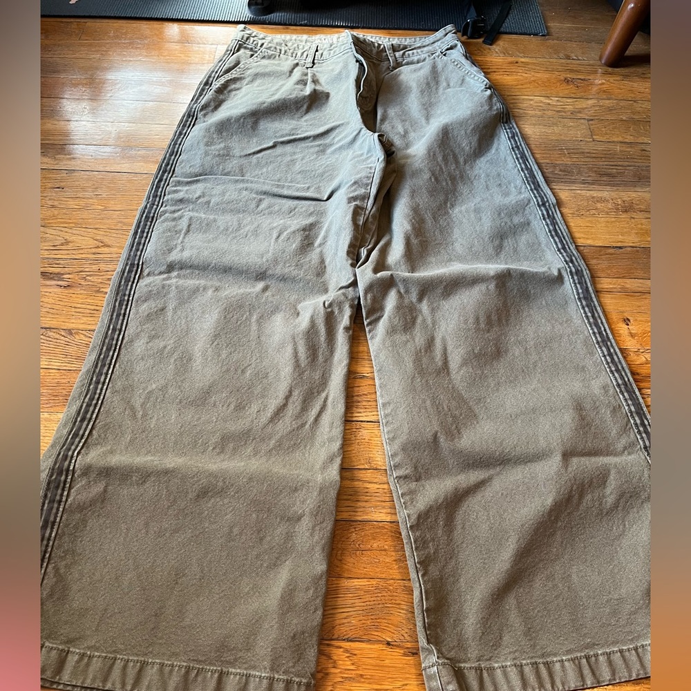 Cargo wide leg pants worn less than ten times